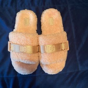 Ugg fluffita slides